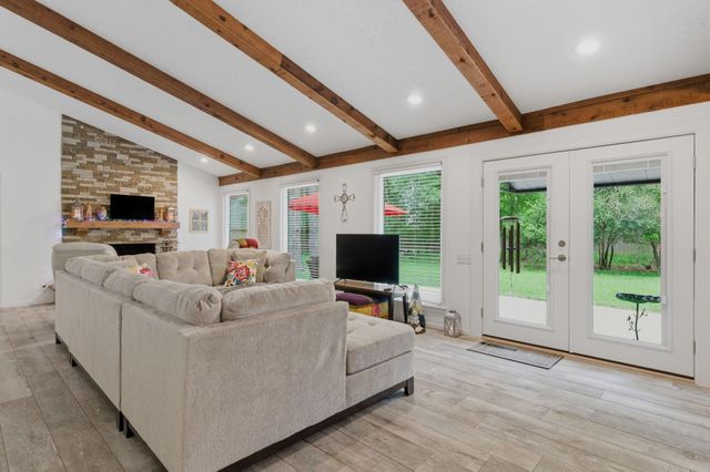 11830 Cranberry Lane, Montgomery, TX 77356