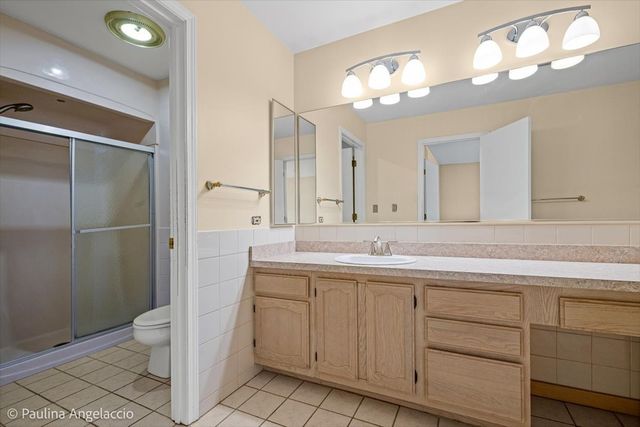 760 N Walden Drive, Palatine, IL 60067