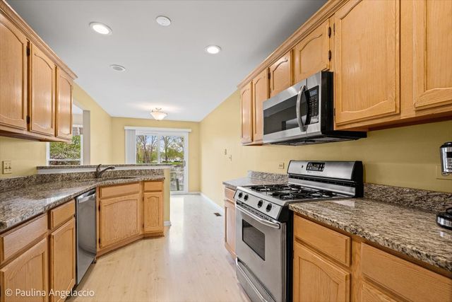 760 N Walden Drive, Palatine, IL 60067