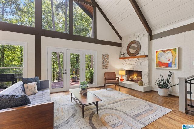 1421 INDIAN CREST DRIVE, Indian Springs Village, AL 35124