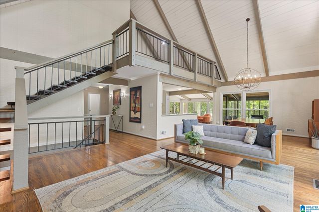 1421 INDIAN CREST DRIVE, Indian Springs Village, AL 35124