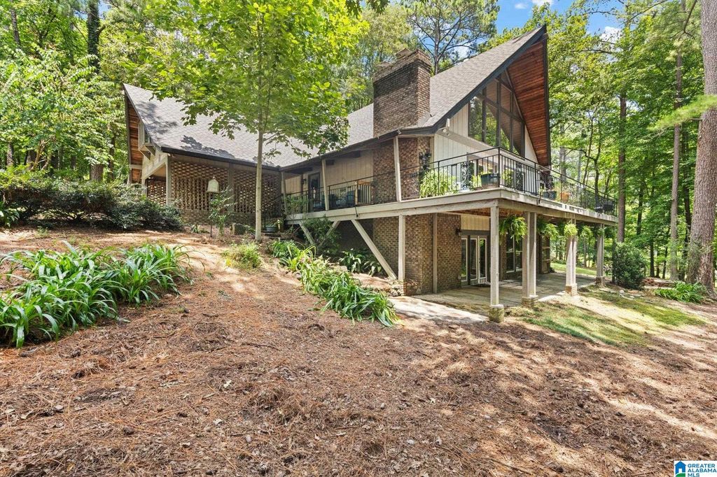 1421 INDIAN CREST DRIVE, Indian Springs Village, AL 35124