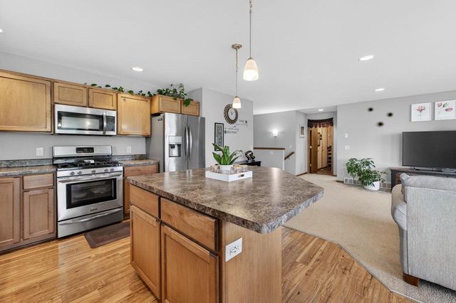 9 Rustling Birch Court, Verona, WI 53593