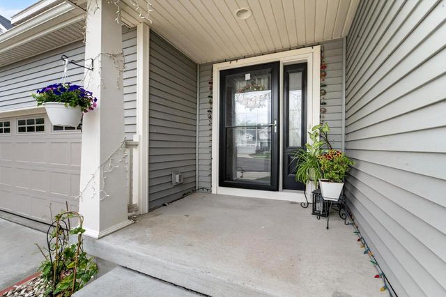 9 Rustling Birch Court, Verona, WI 53593