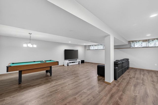 9 Rustling Birch Court, Verona, WI 53593