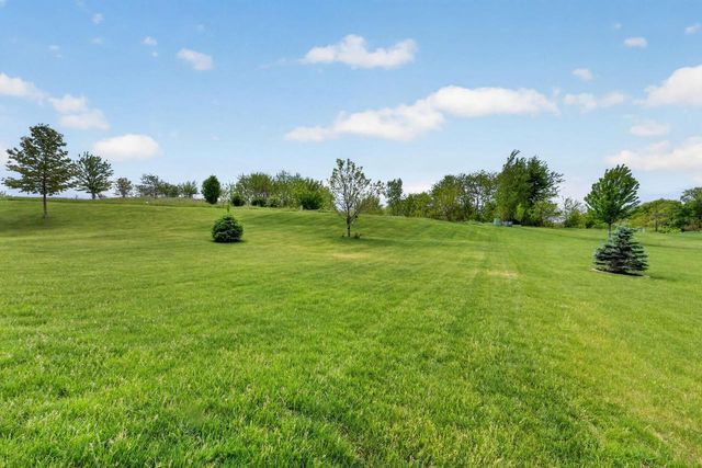 9 Rustling Birch Court, Verona, WI 53593