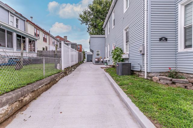 310 Berry Street, Dayton, KY 41074