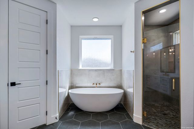 486 James, Castroville, TX 78009