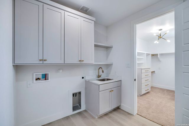 486 James, Castroville, TX 78009