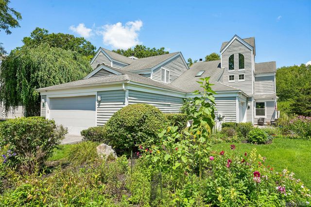 38 Woodlands Drive, Tuxedo Park, NY 10987