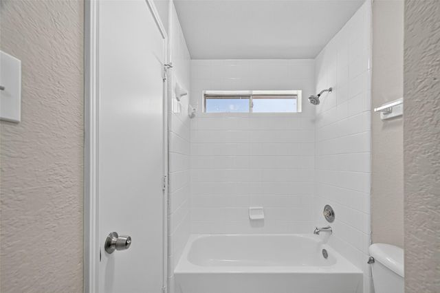 7926 Sundance Court, Baytown, TX 77521