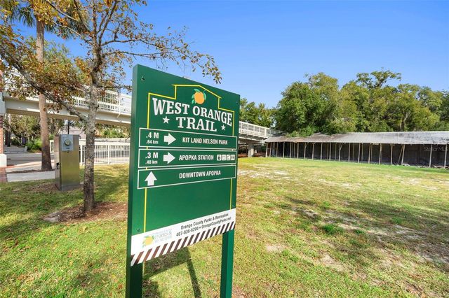 215 E 5TH STREET, Apopka, FL 32703