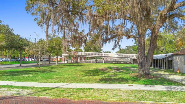 215 E 5TH STREET, Apopka, FL 32703