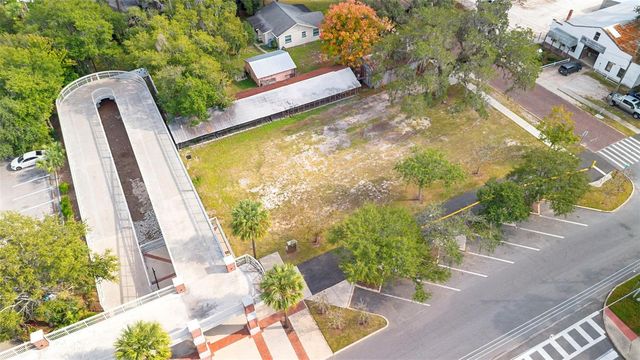 215 E 5TH STREET, Apopka, FL 32703