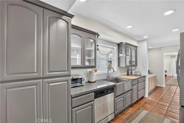 354 62nd, Newport Beach, CA 92663