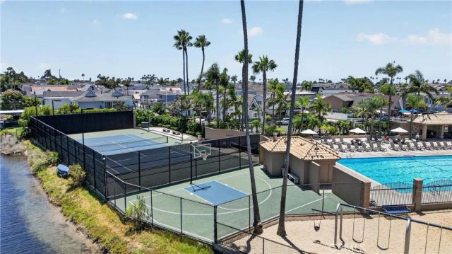 354 62nd, Newport Beach, CA 92663