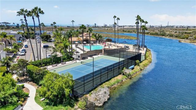 354 62nd, Newport Beach, CA 92663