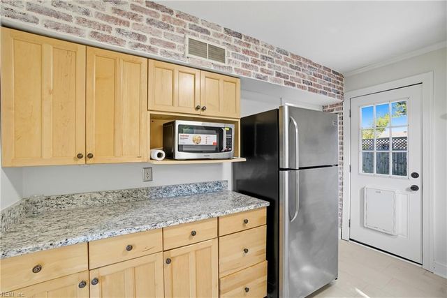 7310 Woodfin AVE, Norfolk, VA 23505