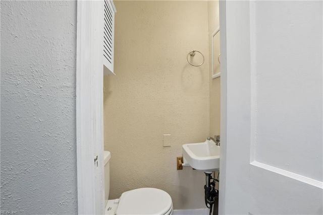 7310 Woodfin AVE, Norfolk, VA 23505