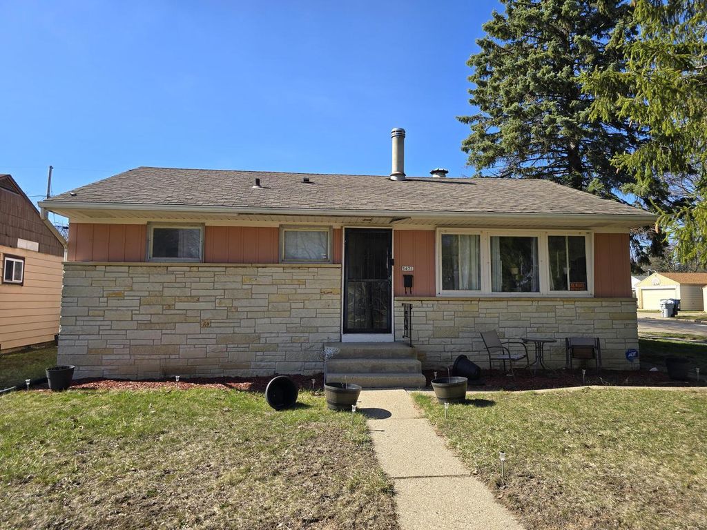 5471 74th STREET, Milwaukee, WI 53218