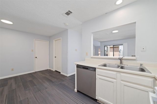6611 Grandvale Drive, Houston, TX 77072