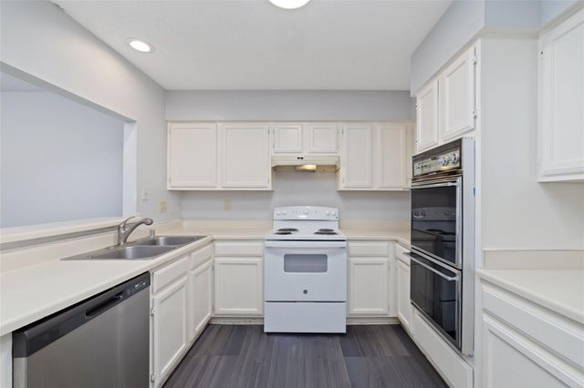 6611 Grandvale Drive, Houston, TX 77072