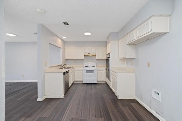 6611 Grandvale Drive, Houston, TX 77072