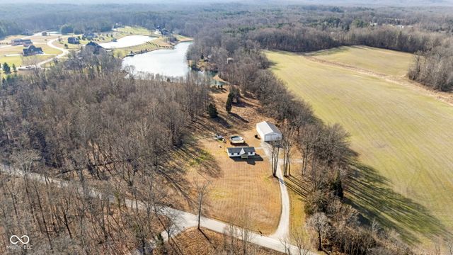 928 S Bloomington Trail Road, Scottsburg, IN 47170