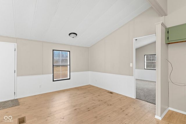 928 S Bloomington Trail Road, Scottsburg, IN 47170