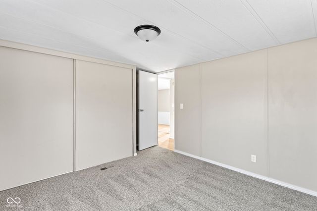 928 S Bloomington Trail Road, Scottsburg, IN 47170