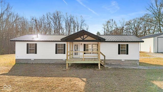 928 S Bloomington Trail Road, Scottsburg, IN 47170