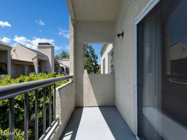 5535 Canoga Avenue 320, Woodland Hills, CA 91367