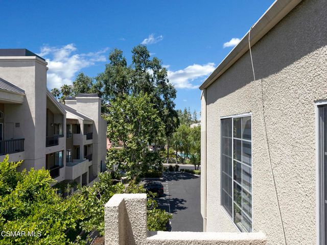5535 Canoga Avenue 320, Woodland Hills, CA 91367