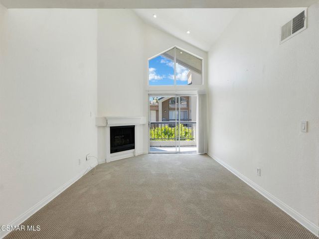 5535 Canoga Avenue 320, Woodland Hills, CA 91367