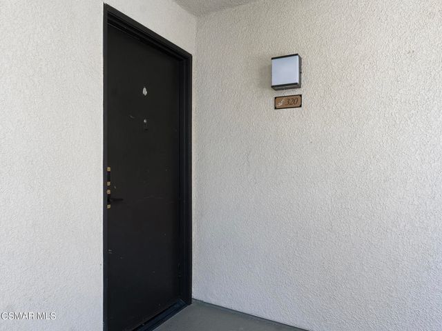 5535 Canoga Avenue 320, Woodland Hills, CA 91367