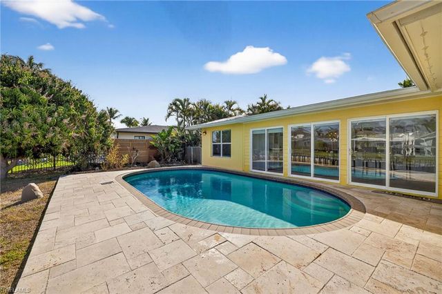 407 Parkway CT, Fort Myers, FL 33919