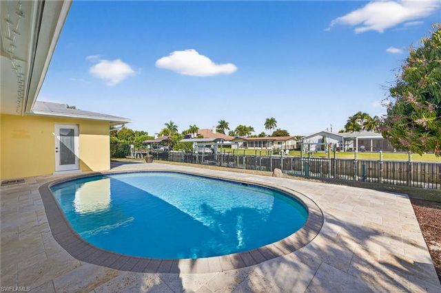 407 Parkway CT, Fort Myers, FL 33919