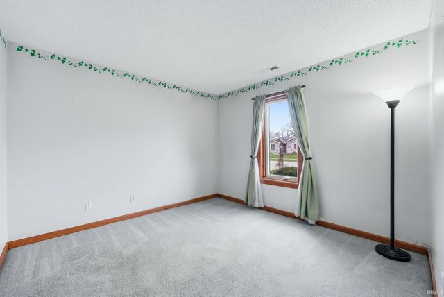 6232 Verandah Lane, Fort Wayne, IN 46835