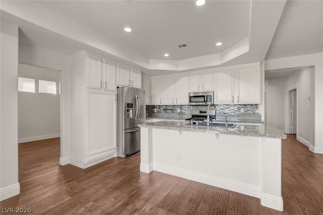 408 Silver Prairie Court, Las Vegas, NV 89144