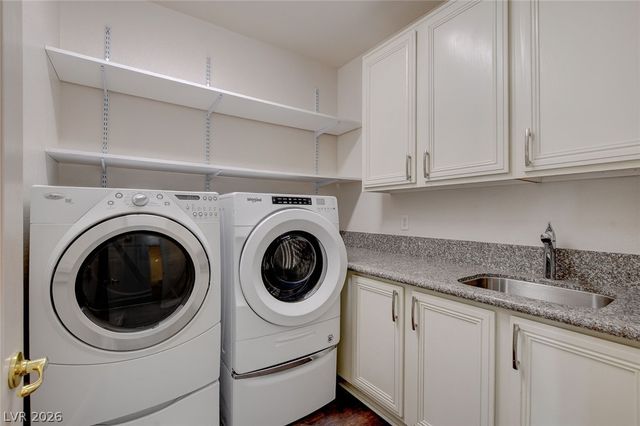 408 Silver Prairie Court, Las Vegas, NV 89144