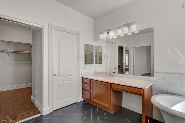 408 Silver Prairie Court, Las Vegas, NV 89144