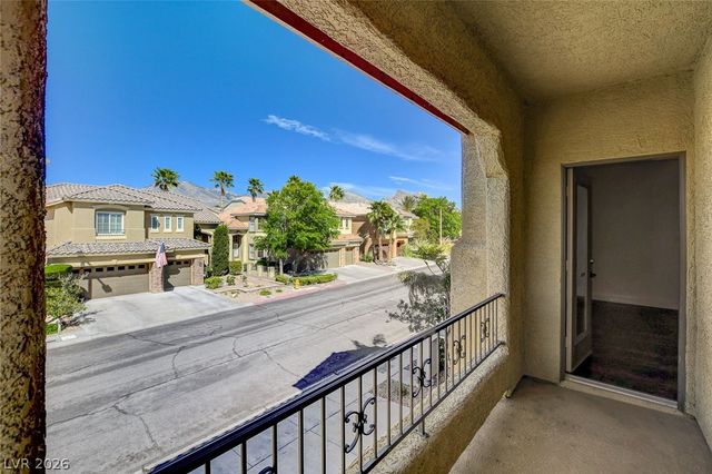 408 Silver Prairie Court, Las Vegas, NV 89144