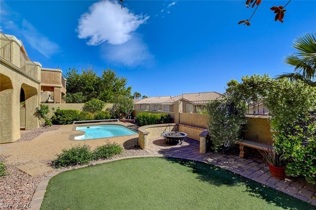 408 Silver Prairie Court, Las Vegas, NV 89144