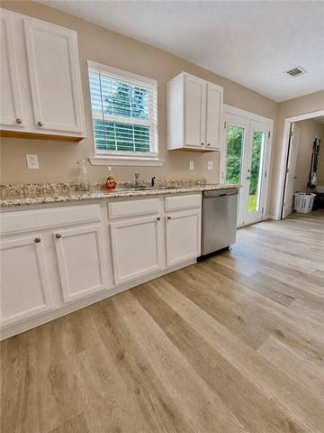372 McCart Road, Mcdonough, GA 30252