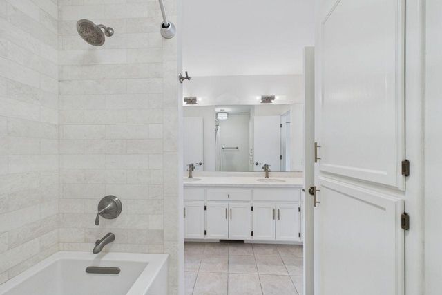 10670 57th Place N, Plymouth, MN 55442