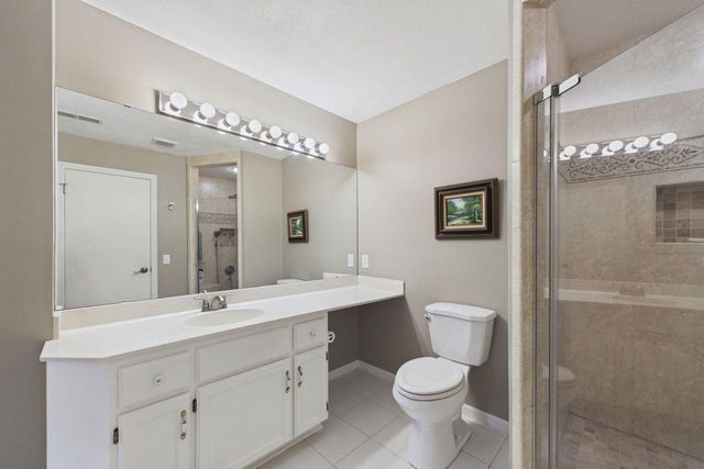10670 57th Place N, Plymouth, MN 55442