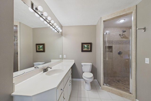 10670 57th Place N, Plymouth, MN 55442
