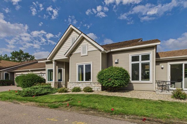 10670 57th Place N, Plymouth, MN 55442
