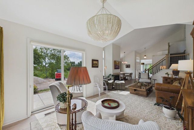 10670 57th Place N, Plymouth, MN 55442