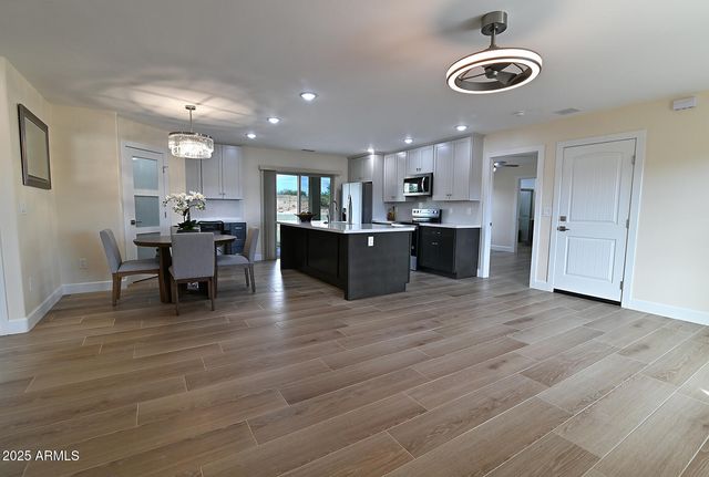 20214 E MESA VERDE Road, Mayer, AZ 86333